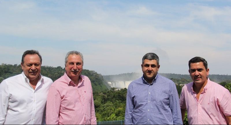 Passalacqua recibió al secretario general de la Organización Mundial de Turismo y al ministro Santos en Iguazú