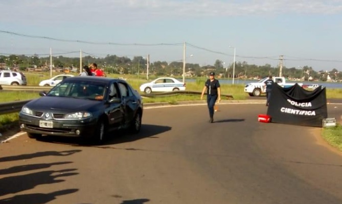 Costanera y acceso a barrio A 3-2: siniestro vial dejó como saldo otro motociclista fallecido