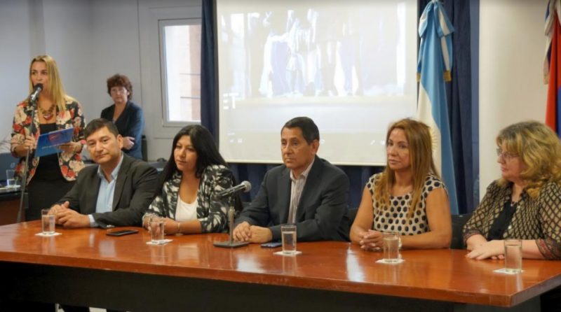 Firmaron un convenio de intercambio entre el Parlamento Misionero, CaMEM y Escuela de Robótica