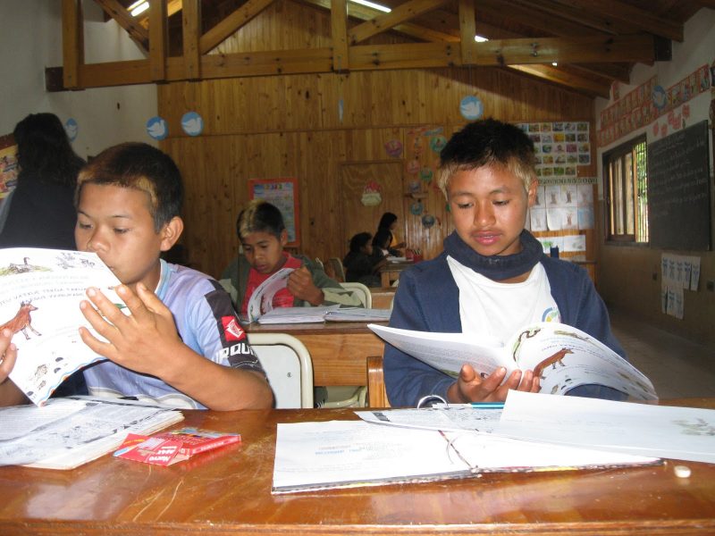 Educación Intercultural Biligüe: en la provincia asisten 3.500 niños y jóvenes de comunidades originarias