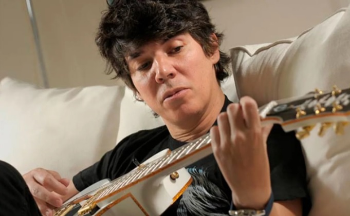Maxi Trusso lanzó el videoclip de Knocking At The Sun