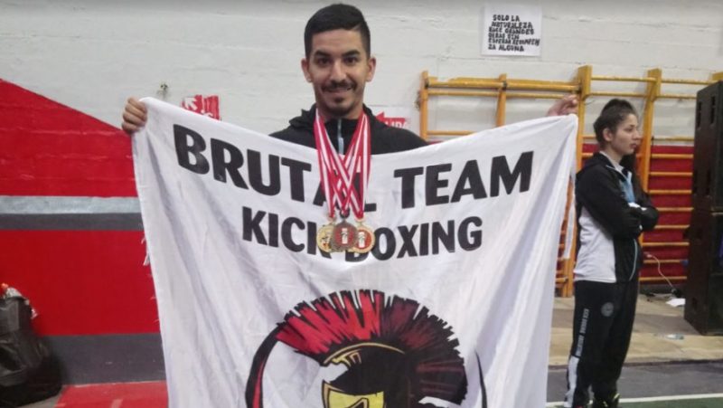 Kick boxing: el misionero Fernando Noguera consiguió dos oros y un bronce en Perú