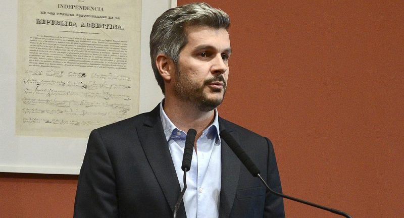Gobierno ratificó tipo de cambio flotante y atribuyó la suba del dólar al 