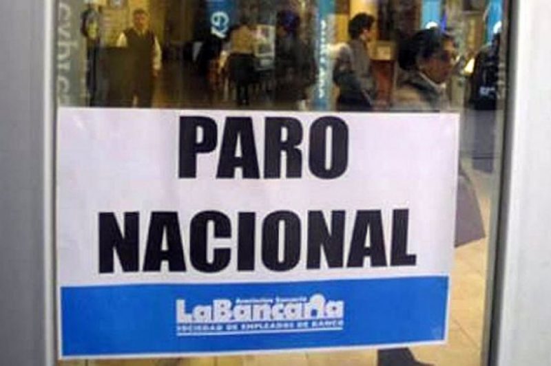 Comenzó el paro bancario de 48 horas: consejos para obtener efectivo y operar