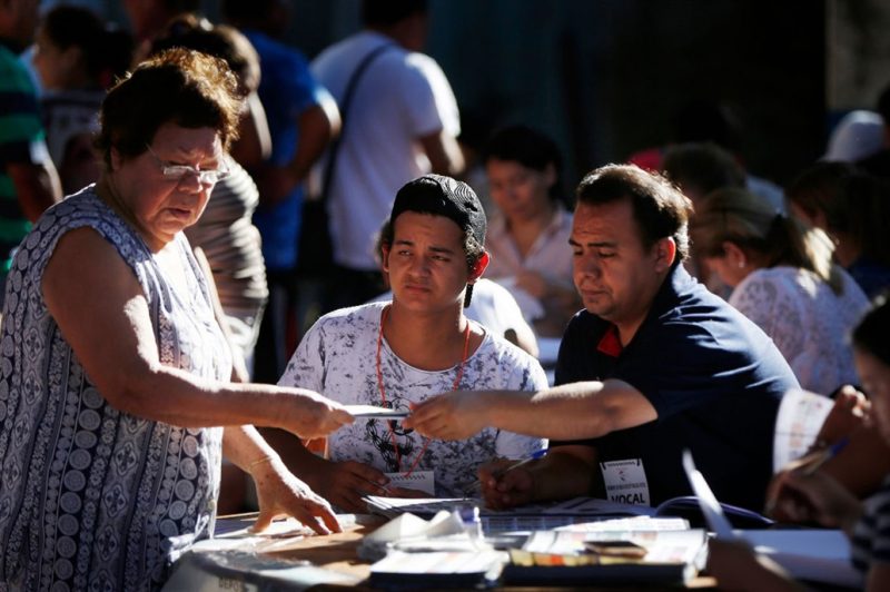 Elecciones en Paraguay: abrieron las urnas y el pueblo elige