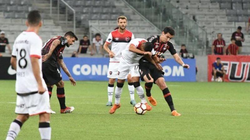 Newell’s, obligado a golear a Paranaense