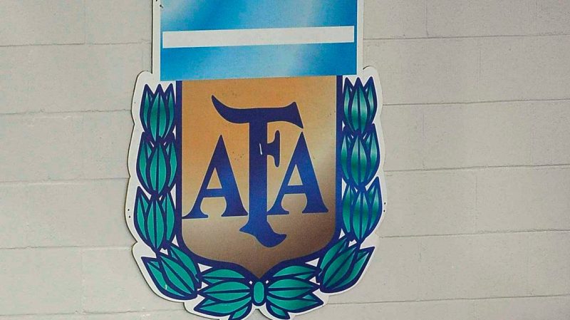 Sin dinero, no habrá reforma de la B Nacional el próximo torneo