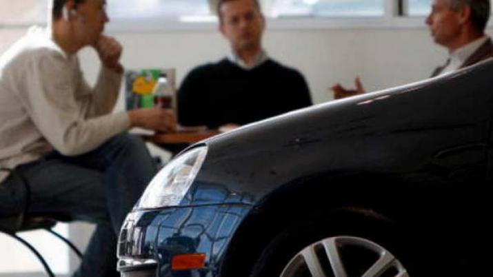 La suba de precio de los autos golpea ya a los planes de ahorro