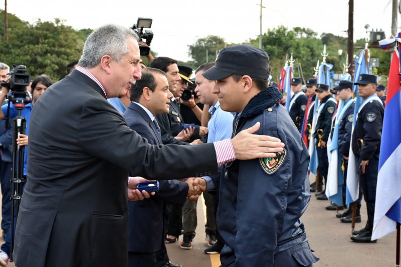Passalacqua presidió el acto por el 162 aniversario de la creación de la Policía de Misiones