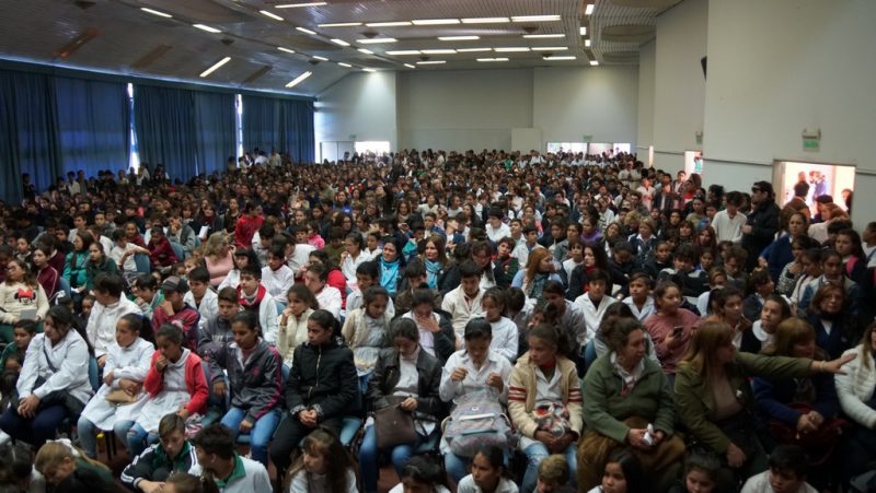 Redes sociales: “Los chicos están muy solos, sin referentes adultos para hablar de lo que les pasa” 8 16 - DSC01433 - 15