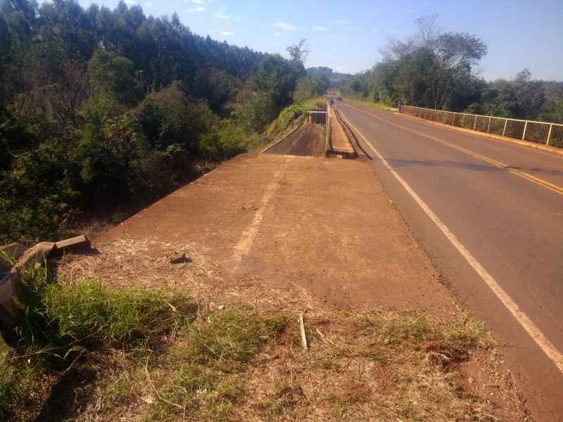 Restringen la circulación sobre puente arroyo Cuña Pirú I