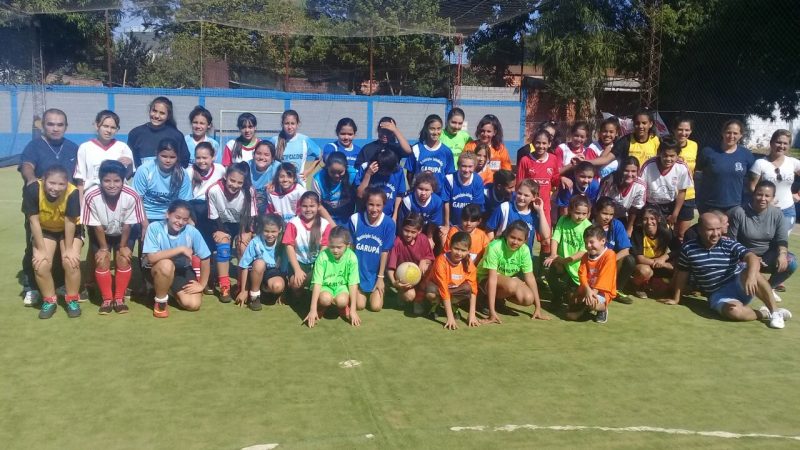 Inscriben al torneo de fútbol femenino "Nosotras también sabemos jugar"
