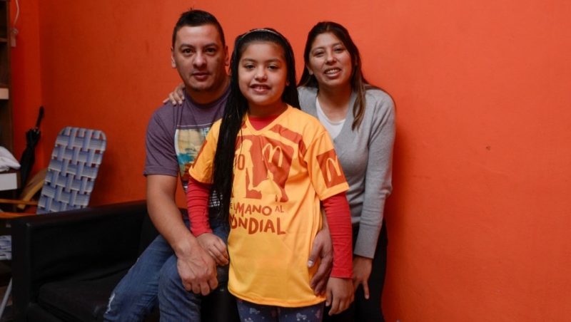 Tienen 8 años y cumplirán el sueño Mundial de salir a la cancha con Messi y Di María