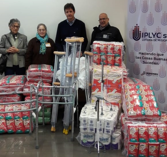 Iplyc Social entregó donación a la Asociación Civil “Voluntades”