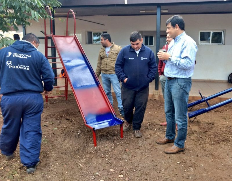 Instalaron juegos infantiles en el barrio 6 de Septiembre