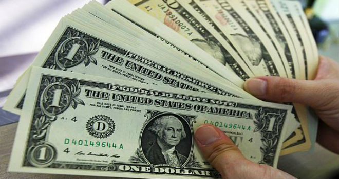 El BCRA volvió a vender divisas para contener al dólar, pero no evitó que tocara un nuevo récord: $ 23,22
