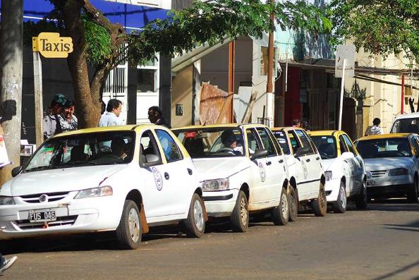 El 12 de mayo vence el plazo para precintar los relojes de taxis