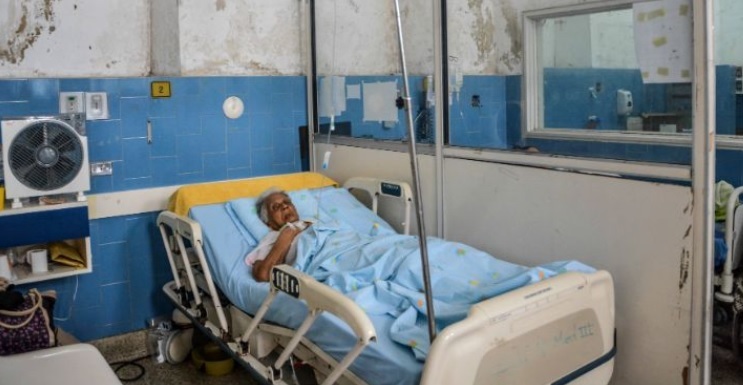 Sin quirófanos ni remedios: la crisis de salud se agrava en Venezuela