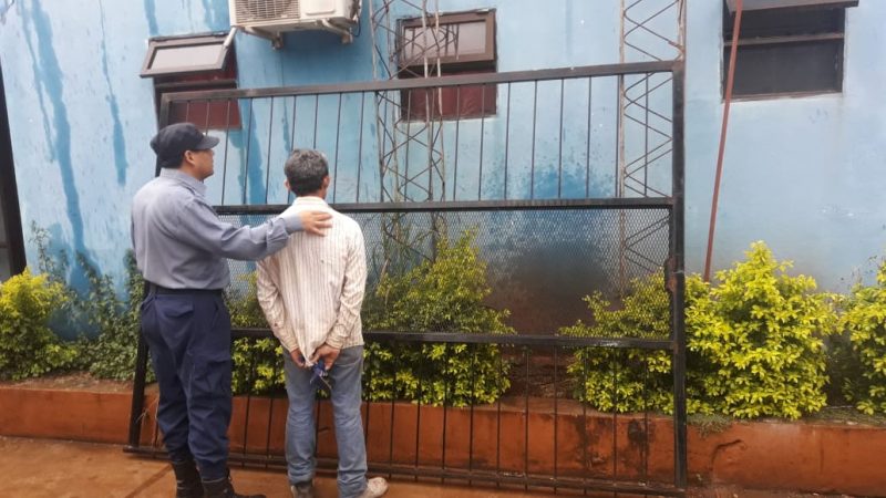 Insólito: robó un portón de grandes dimensiones, lo vendió y fue detenido