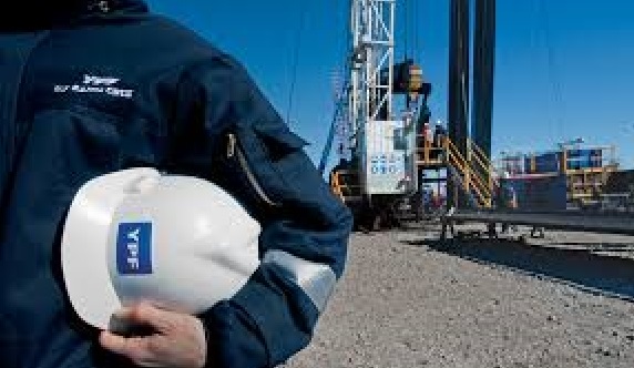 YPF despedirá a mil trabajadores en el Sur