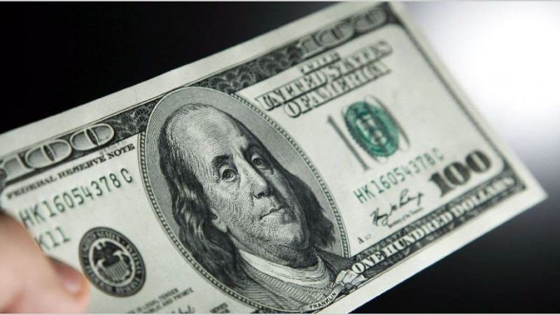 El dólar subió al récord de $ 25,55