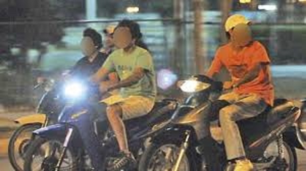 Analizan la posibilidad de que menores puedan manejar motocicletas