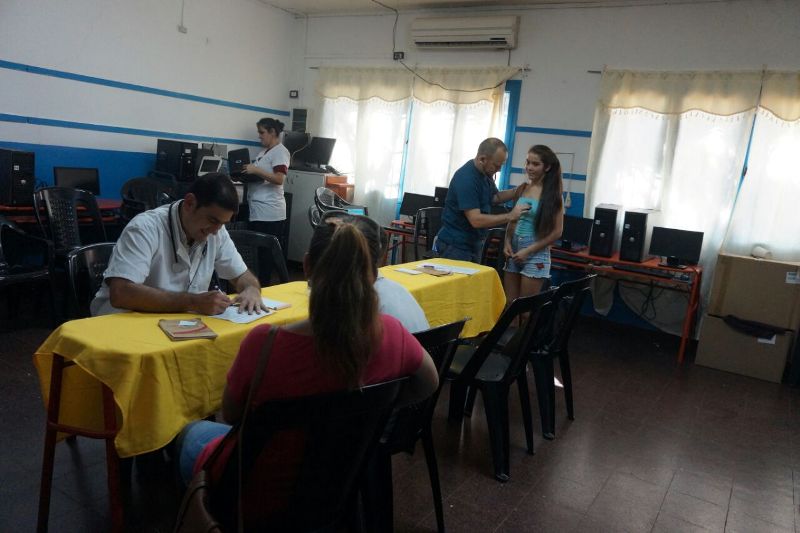 Operativo de salud en la Escuela 468 de Eldorado