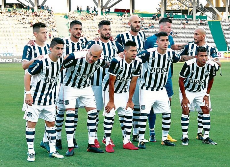 Solo tres clubes obtuvieron sus licencias sin observaciones