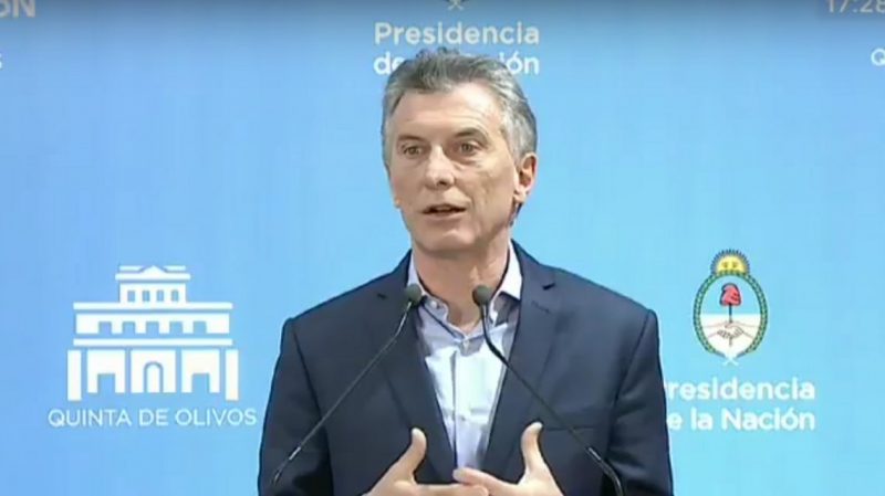 En medio de la corrida cambiaria, Macri reiteró que su plan es 