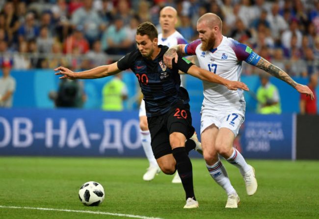 Croacia le ganó a Islandia y se clasificó a octavos de final