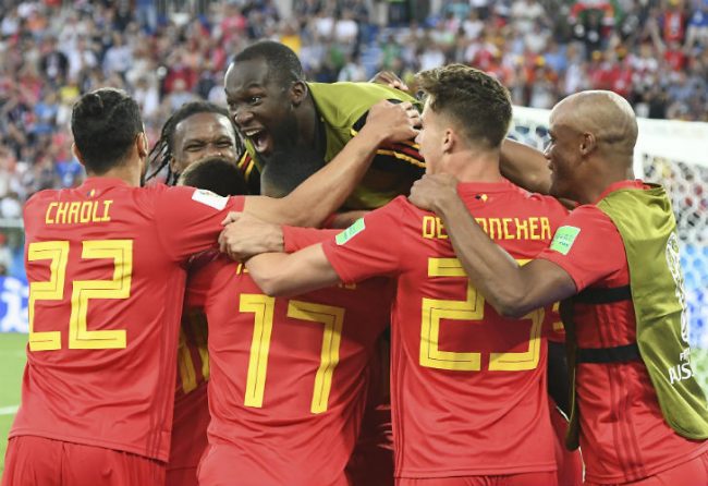 Bélgica venció a Inglaterra y jugará ante Japón