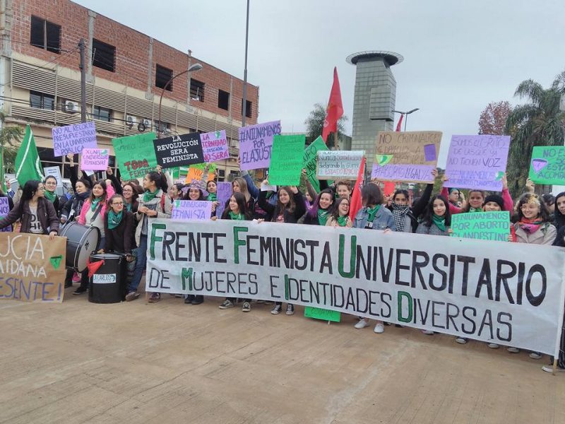Ni Una Menos: en Posadas también marcharon para pedir por el aborto legal