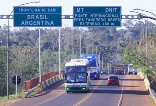 El Gobierno lanzó una batería de medidas para reforzar los controles en la frontera y los aeropuertos