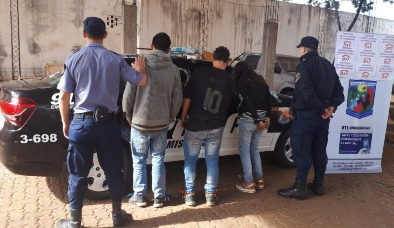 Infraganti: atraparon a tres jóvenes cuando intentaban robar un auto