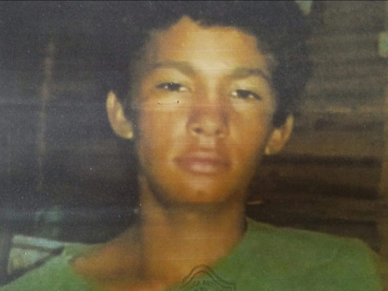 Familiares buscan a adolescente de 16 años