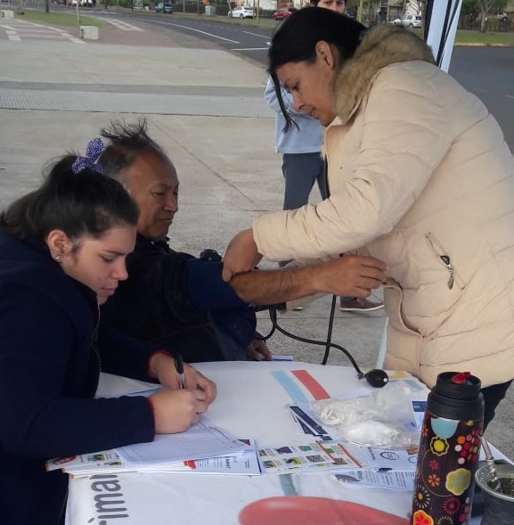 Instalaron una posta de salud deportiva en la Costanera