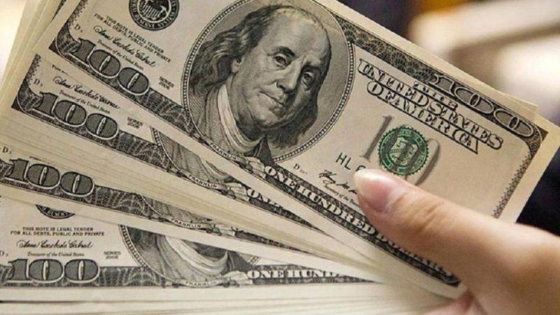 El BCRA tuvo que vender 300 millones de dólares para frenar una nueva disparada