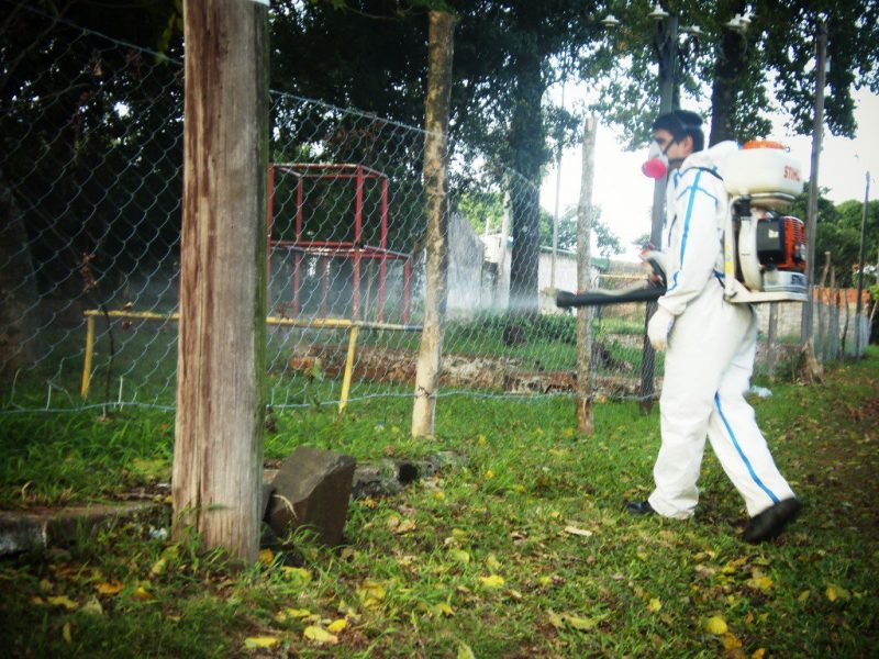 Realizaron un operativo de fumigación en el barrio Belgrano