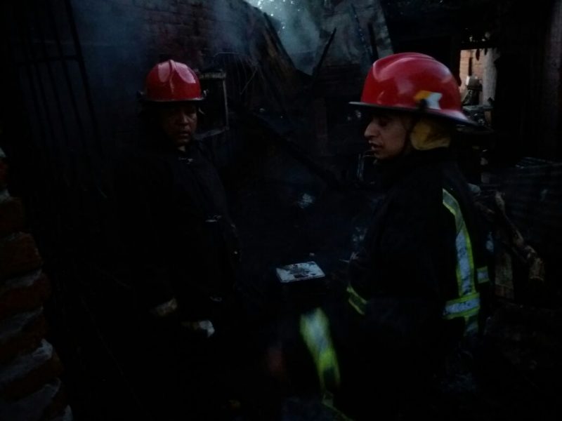 Socorrieron a un hombre que incendió su vivienda accidentalmente