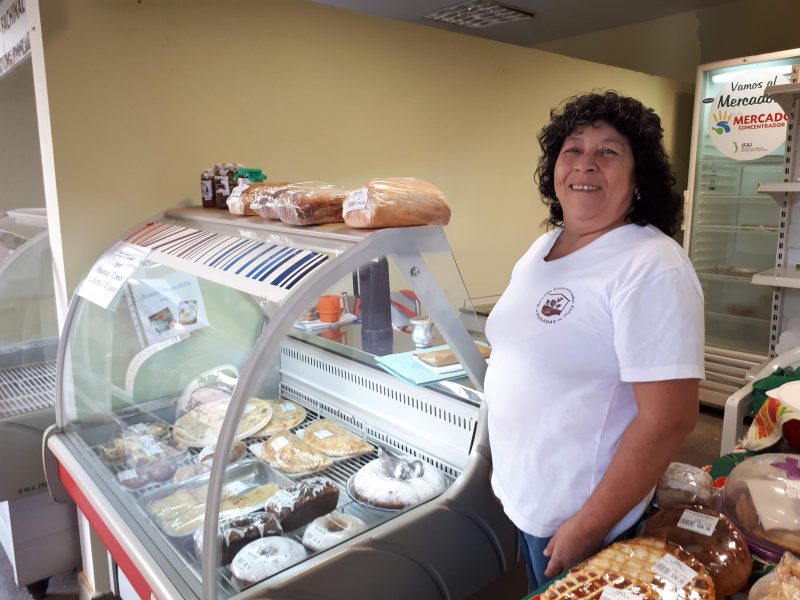 El amor por la cocina se convirtió en un sostén de su economía hogareña