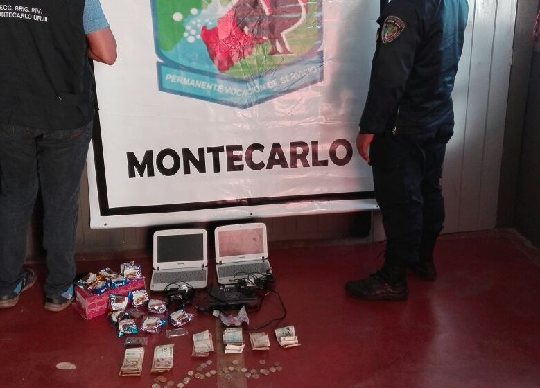 Montecarlo: sorprendieron a jóvenes con objetos robados de una escuela