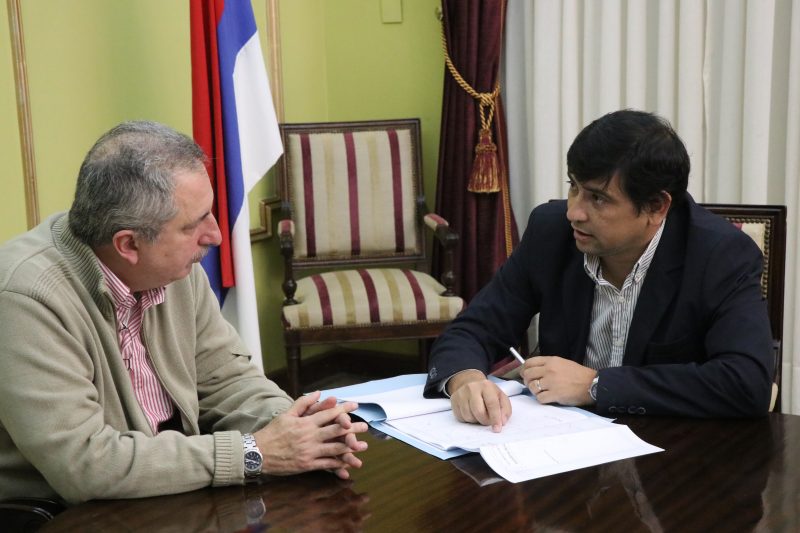 Arroyo Itá: Losada presentó el proyecto de saneamiento a Passalacqua