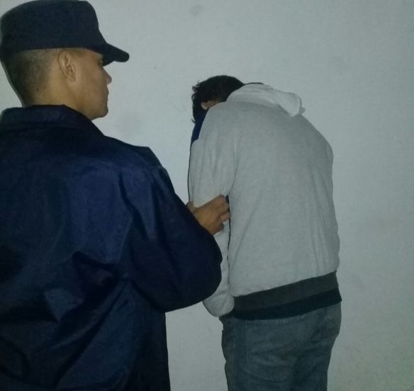 Pozo Azul: atraparon a prófugo de la justicia tras persecución