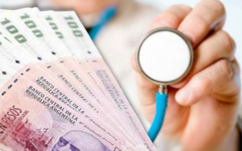 Por los aumentos de cuotas, más familias dejan las prepagas por opciones más baratas