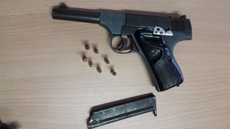 San Pedro: amenazó a su vecino con un arma de fuego y lo detuvieron