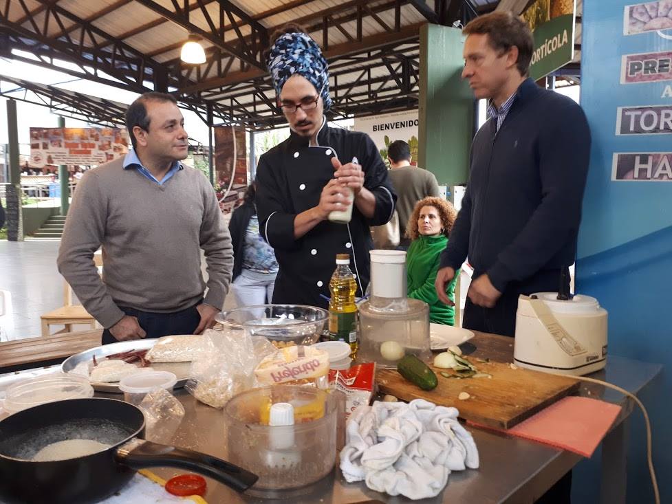 Talleres de comida vegana propusieron con éxito recurrir a la producción misionera