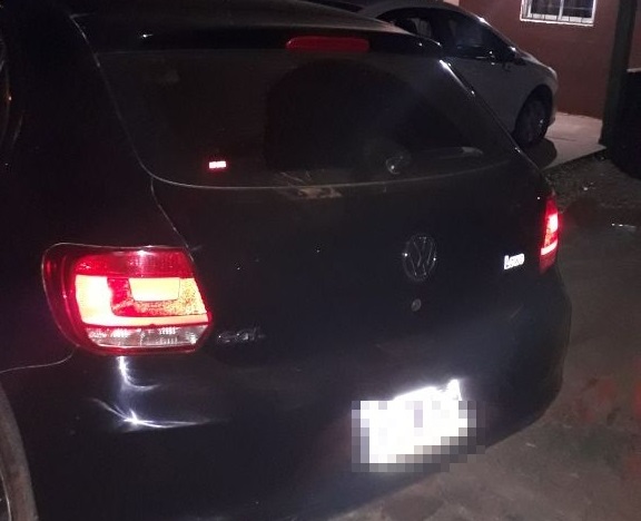 Detuvieron a tres jóvenes y secuestraron un auto involucrado en un robo