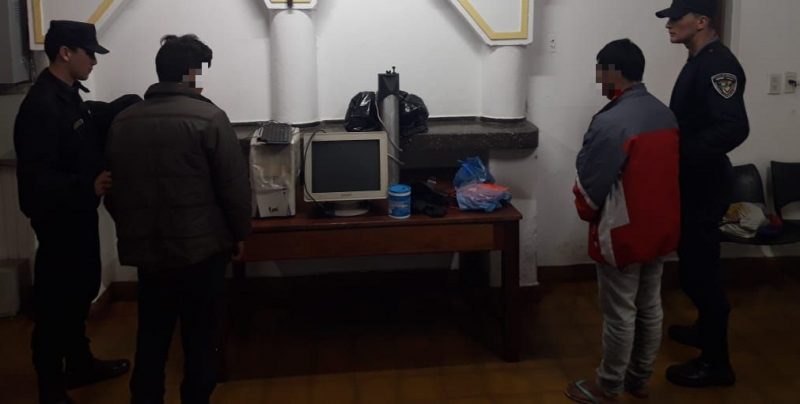 Alem: robaron en un salón y terminaron detenidos