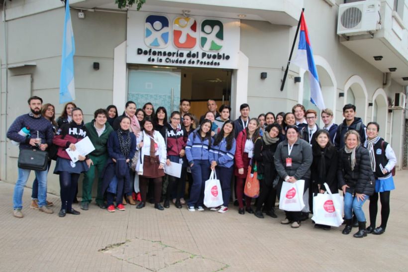 Penayo recibió en la Defensoría del Pueblo al Concejo Estudiantil 1 2 - Defen jovenes 1 - 1