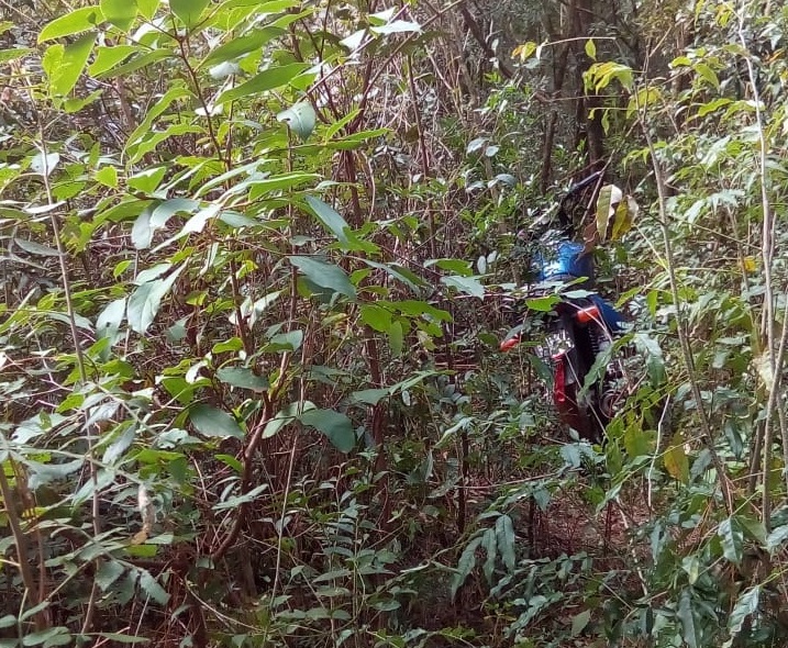 Localizaron una moto robada en un monte de Gobernador Roca